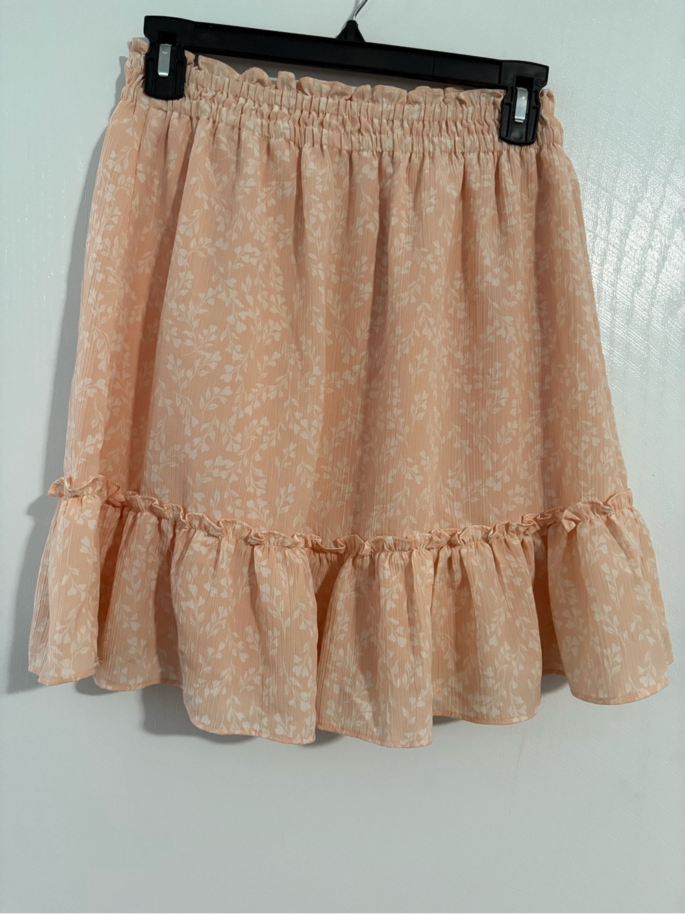 LC Lauren Conrad Peach Floral Ruffle Skirt